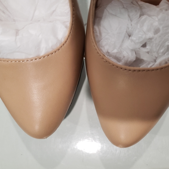 Jessica Simpson Heels - Picture 3 of 4